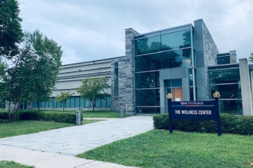 Exterior of ϲʿ College Wellness Center in New Rochelle